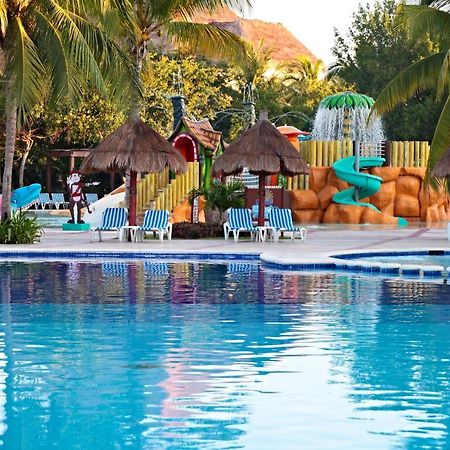Bahia Principe Vacation Rentals - Quetzal - One-Bedroom Apartments Chacalal Exterior photo